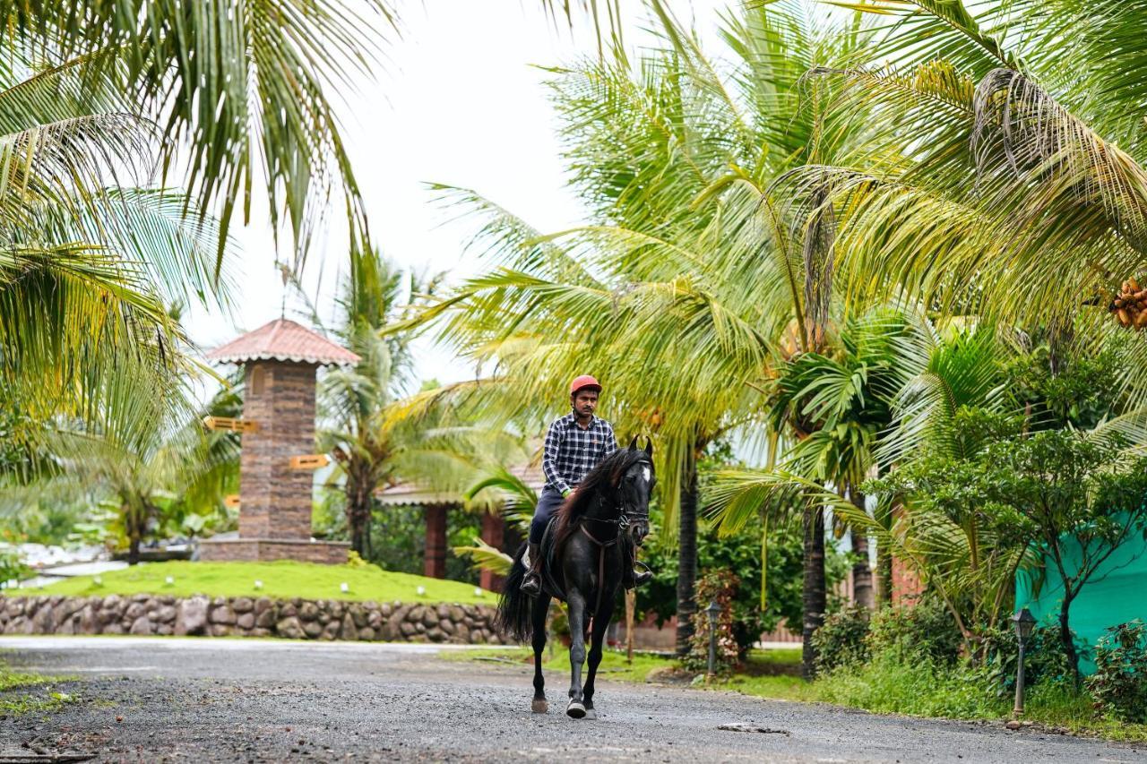 The Kerala Village, Shahapur Shenwa Luaran gambar